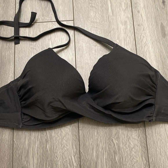 Black bikini top - Picture 6 of 6